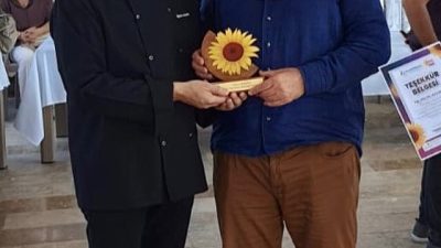 Hayrabolu’da bu yıl 33’üncüsü düzenlenen Ayçiçeği Festivali, yoğun katılımla gerçekleşti.