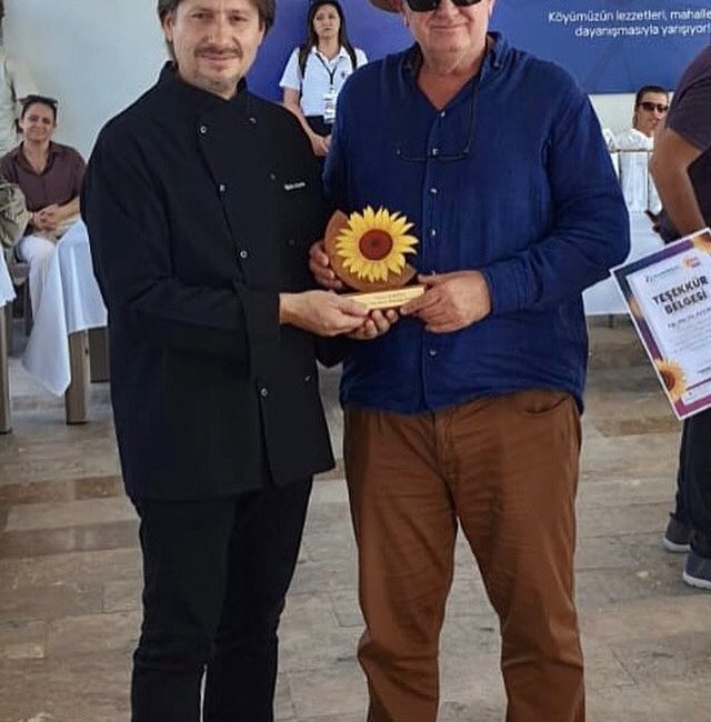 Hayrabolu’da bu yıl 33’üncüsü düzenlenen Ayçiçeği Festivali, yoğun katılımla gerçekleşti.