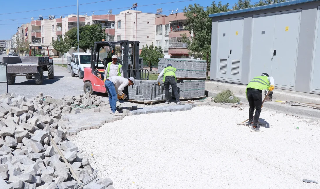 Tekirdağ Büyükşehir Belediyesi, Hayrabolu ilçesindeki yol yenileme çalışmalarına hız kesmeden