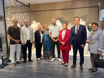 Hayrabolu'da sabahın ilk ışıklarıyla kepenk açan esnaflar, İlçe Başkanı Hakan