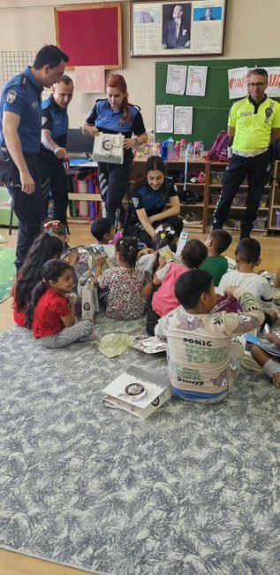 Tekirdağ İl Emniyet Müdürlüğü ekipleri, Hayrabolu ilçesinde eğitim gören Gazi