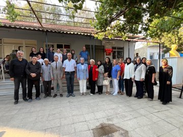 Hayrabolu'da, Çiğdem Koncagül liderliğindeki teşkilat, Temrezli köyünde vatandaşlarla bir araya