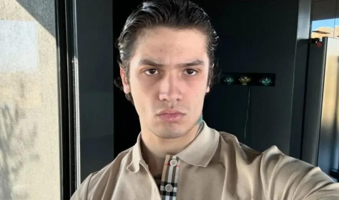 Ünlü rapçi Emirhan Çakal, Hayrabolu'da sahne sonrası uğradığı silahlı saldırıdan