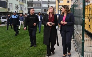 Tekirdağ Büyükşehir Belediye Başkanı Dr. Candan Yüceer, Hayrabolu ilçesinde devam