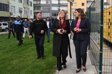 Tekirdağ Büyükşehir Belediye Başkanı Dr. Candan Yüceer, Hayrabolu ilçesinde devam