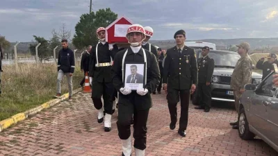 Tekirdağ Hayrabolu'da Düzenlenen Törene Protokol Ve Gaziler Katıldı...