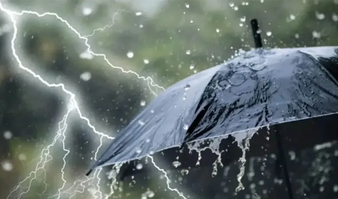 Hayrabolu'da bugün etkili olan sağanak yağış, günlük yaşamı ve ulaşımı