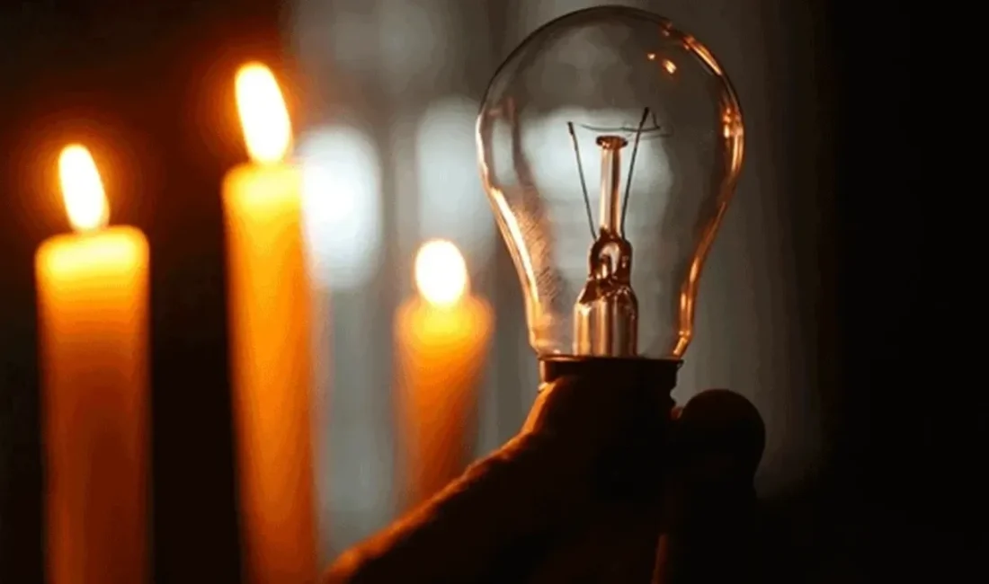 Hayrabolu'da, bu gece saat 02:10 itibarıyla meydana gelen elektrik kesintisi