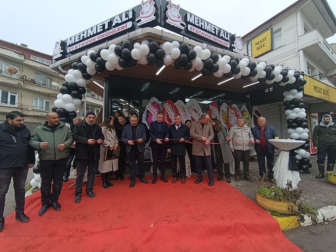 Tekirdağ’ın gelişen ticaret duraklarından biri olan Hayrabolu Caddesi, yerel ekonomiye