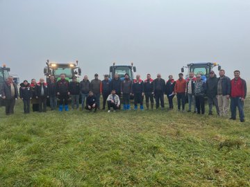 Tekirdağ İl Tarım ve Orman Müdürü Mehmet Aksoy, beraberindeki teknik